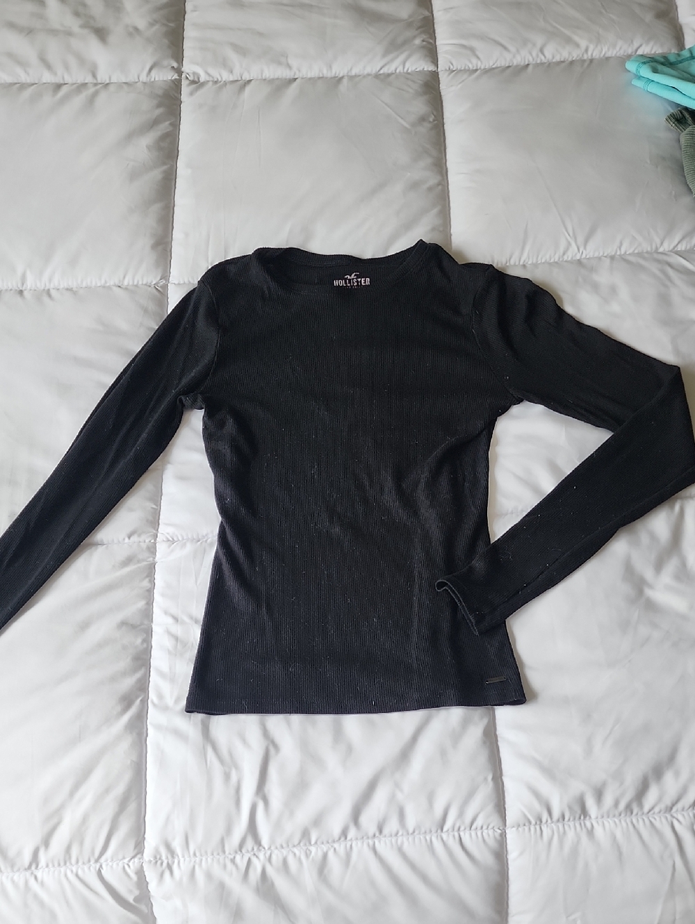 Hollister Must-Have Collection Slim Tee - Ribbed Black
